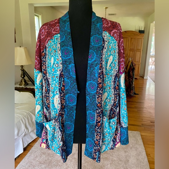 Zara TRF Multicolor Abstract Print Open Kimono - Picture 2 of 8